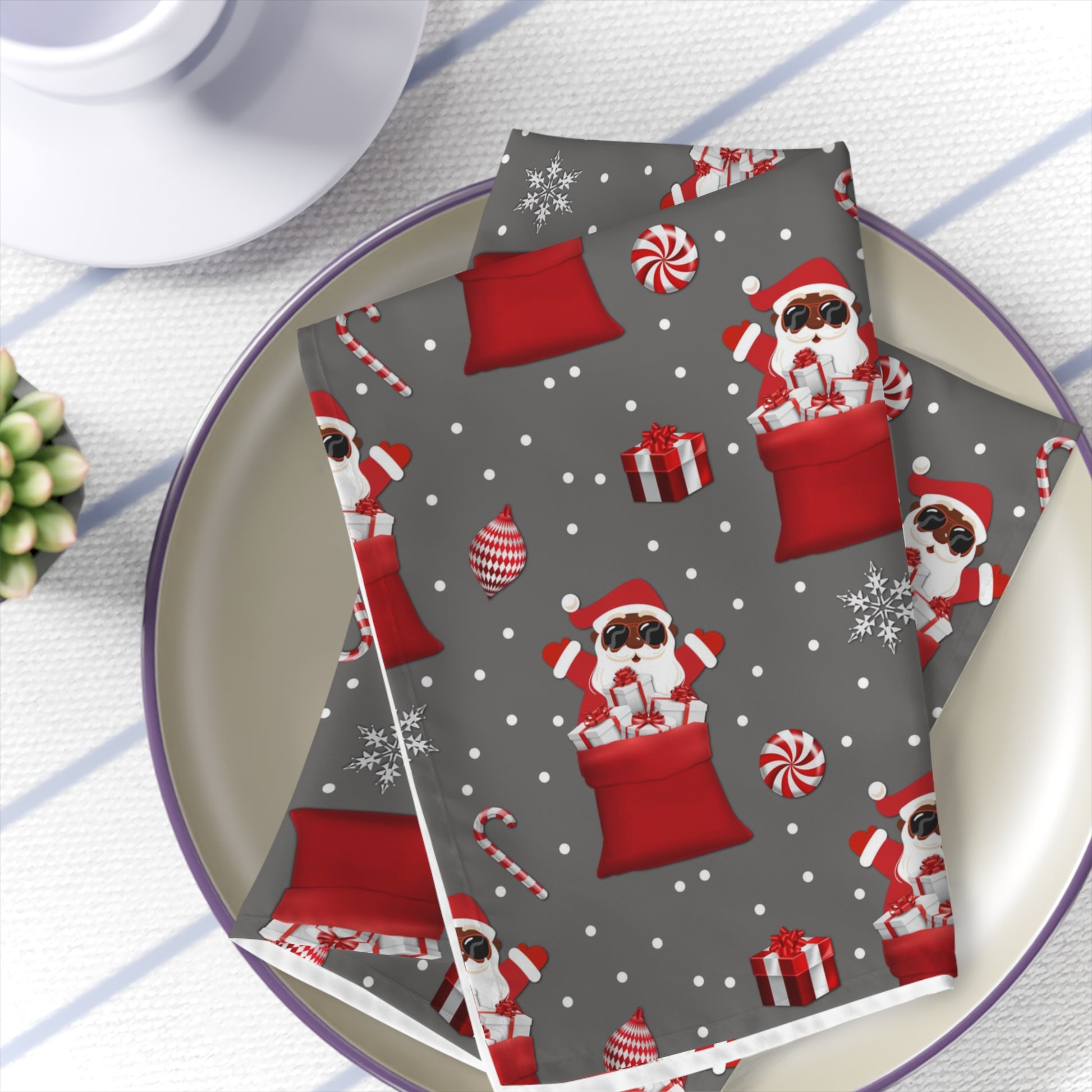 Deck Your Dining Table with Exclusive Christmas Santa Napkins