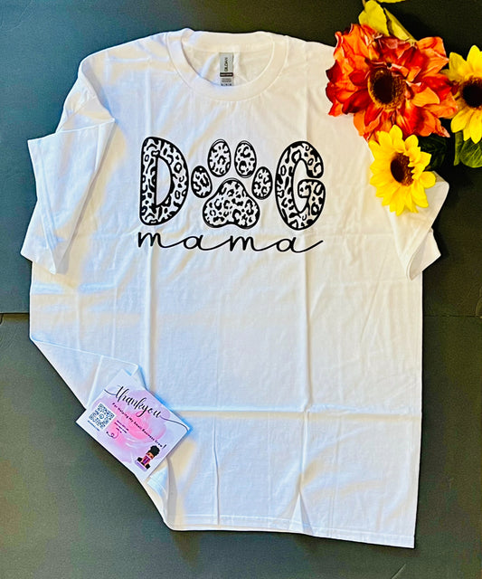 Dog Mom Women's Tshirt | Only 1 Left